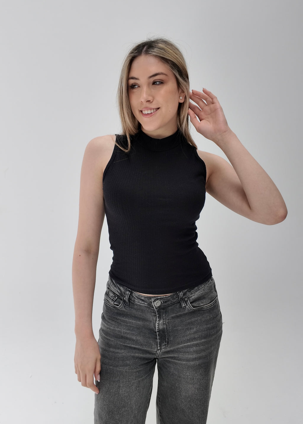 Top Black Neck