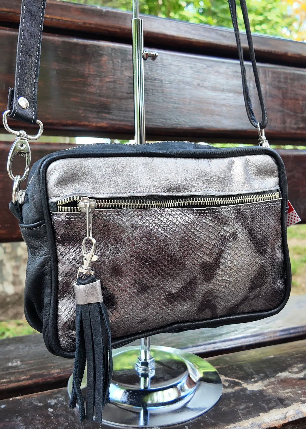 Cartera de cuero Aura