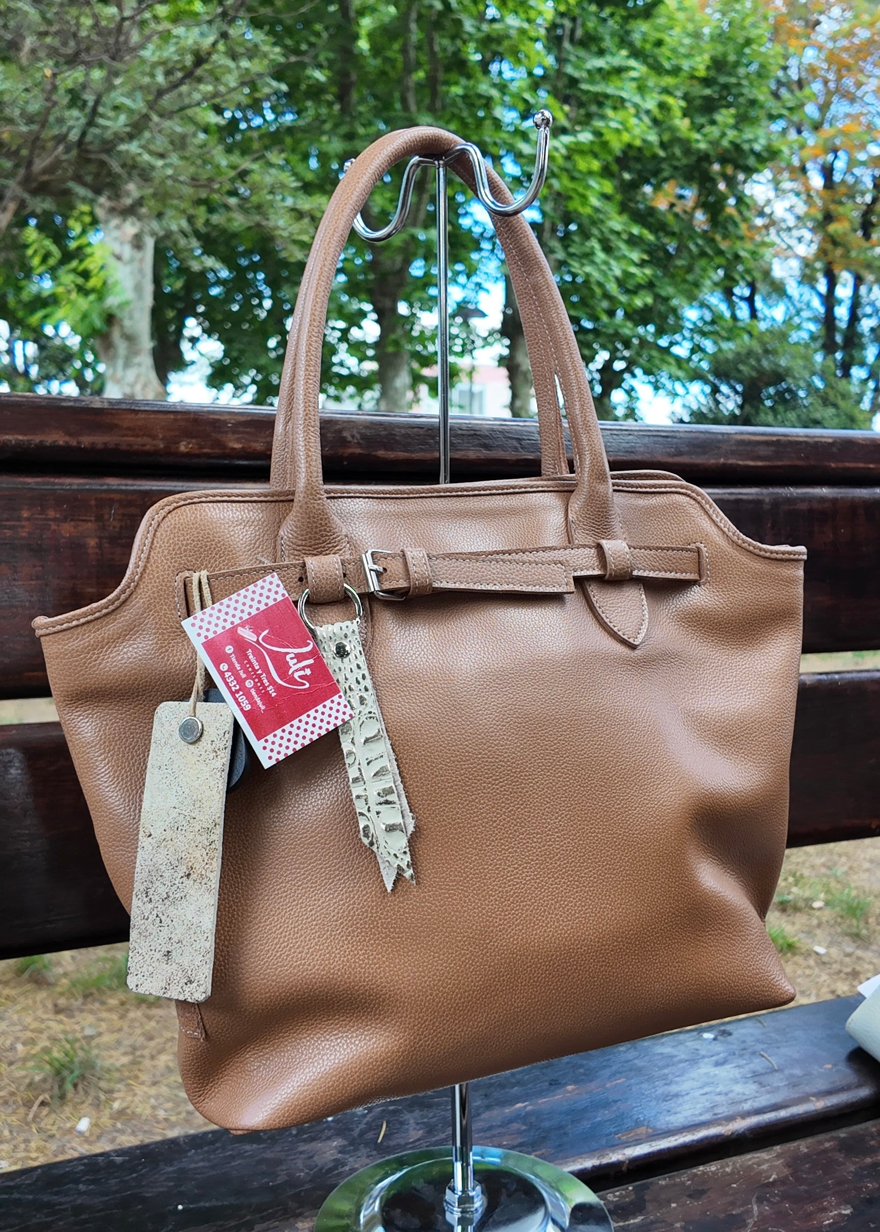 Cartera de cuero Laira