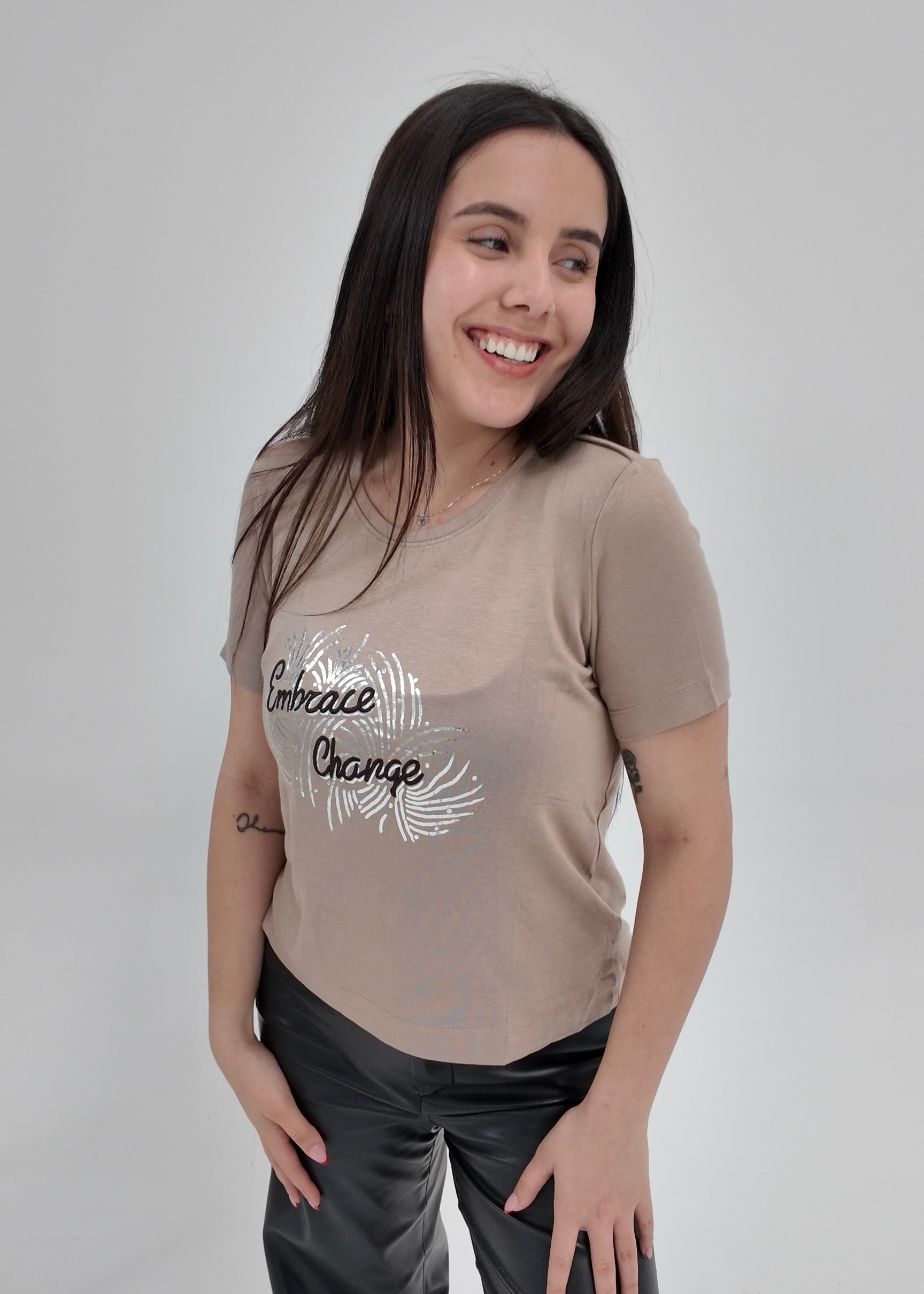 Remera Lara