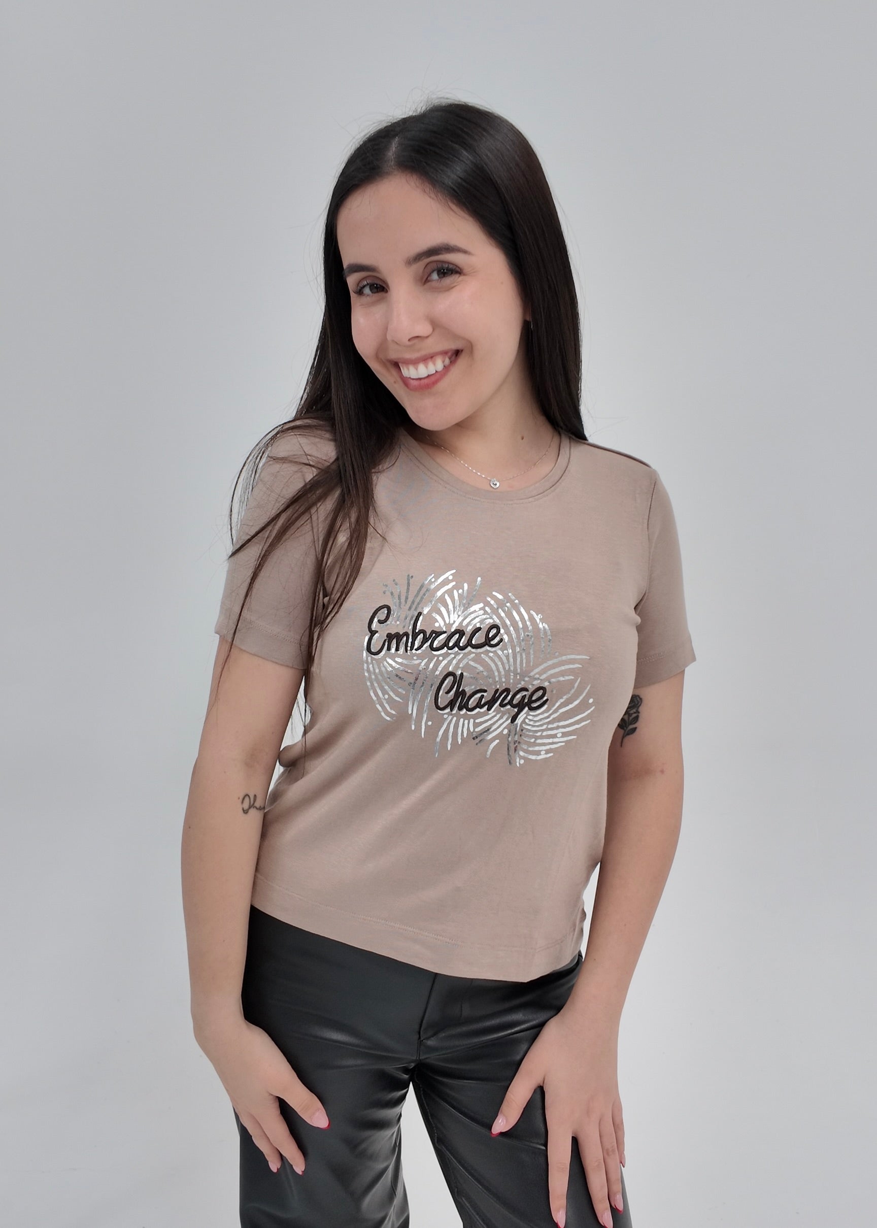Remera Lara