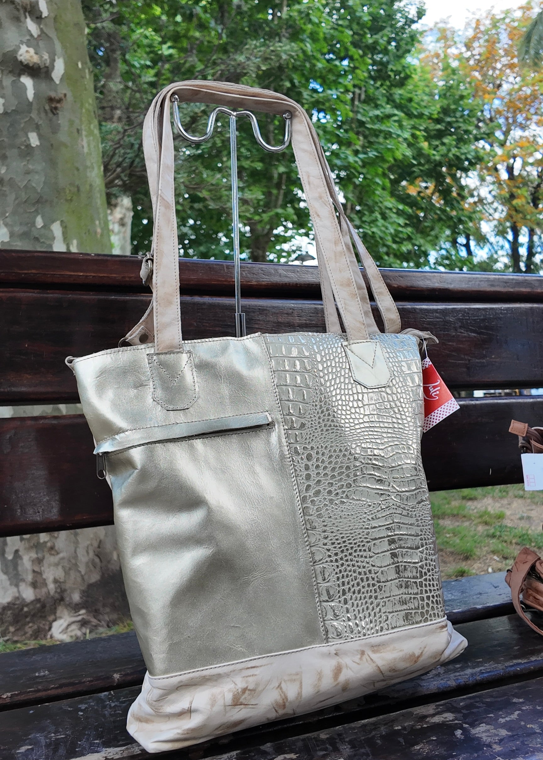 Cartera de cuero Irilis
