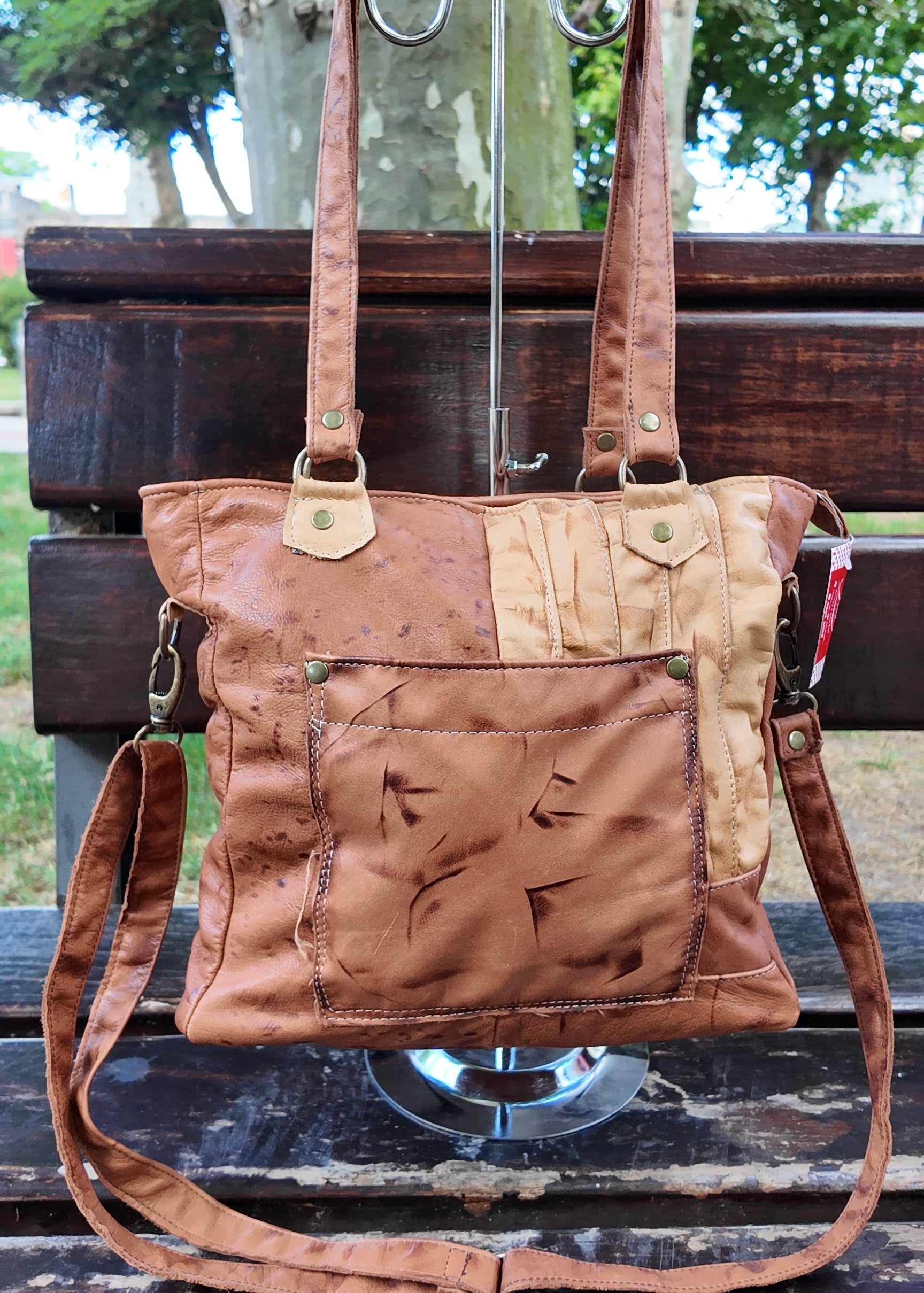 Cartera de cuero Emira
