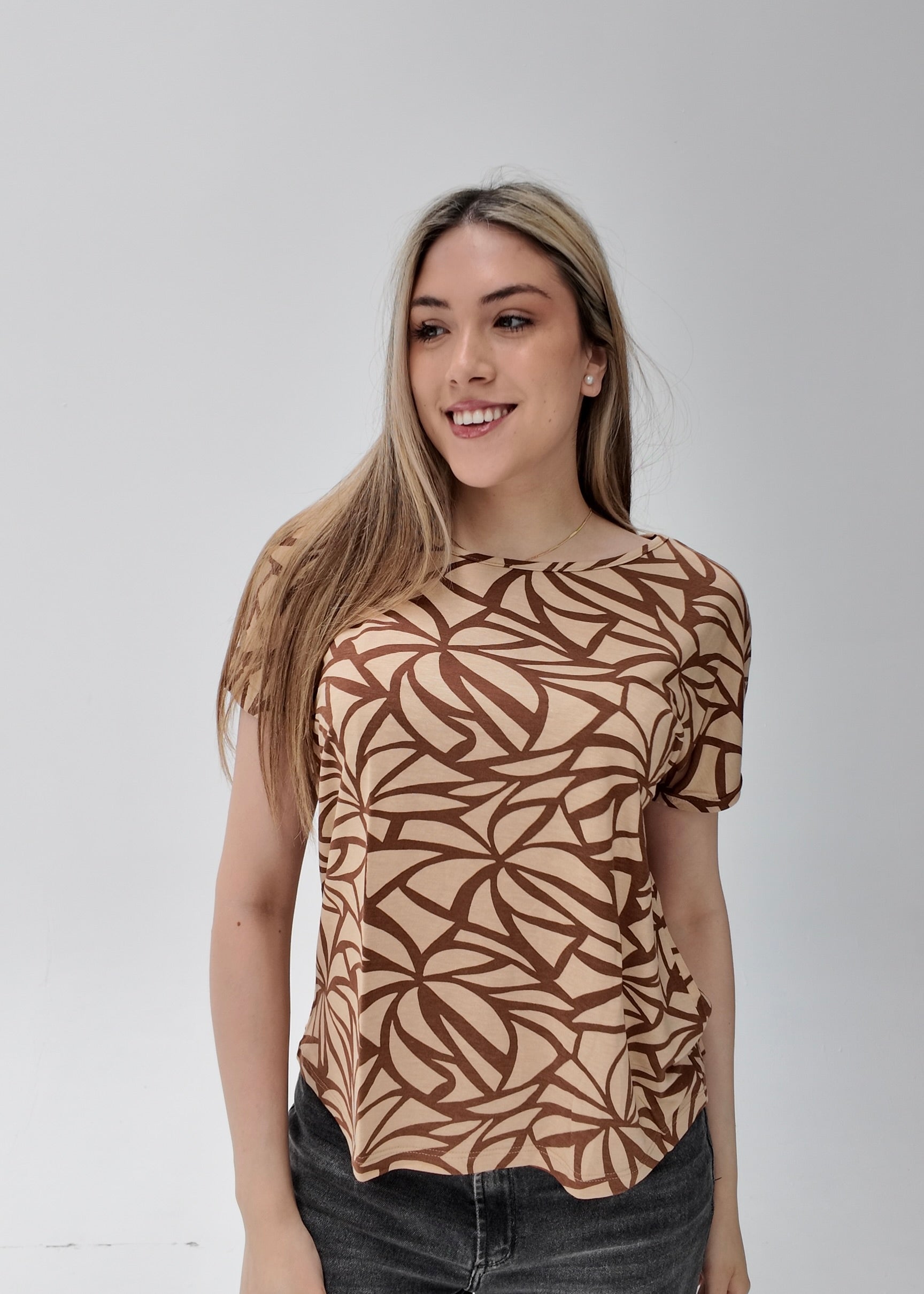 Remera Brown Leaf