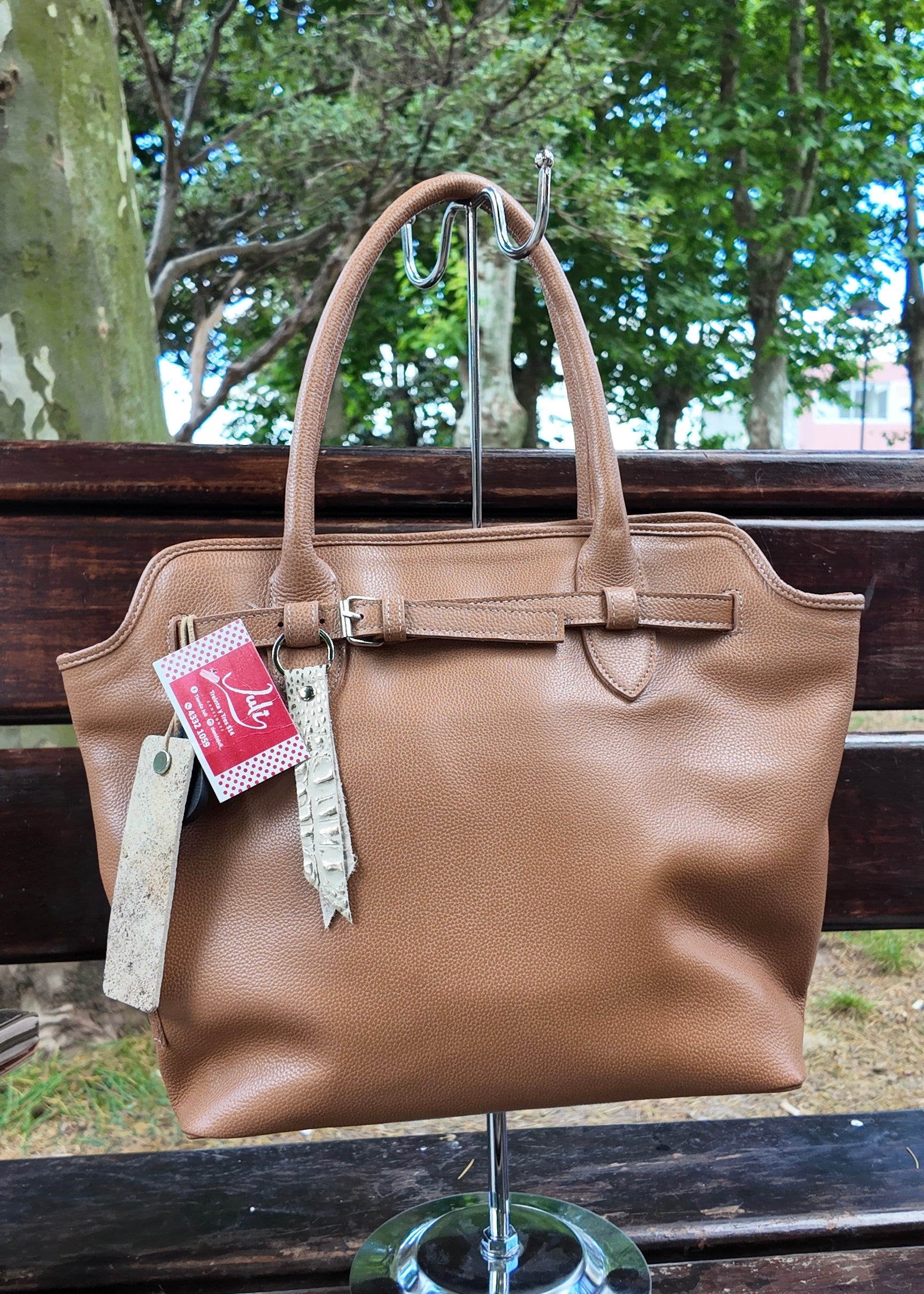 Cartera de cuero Laira
