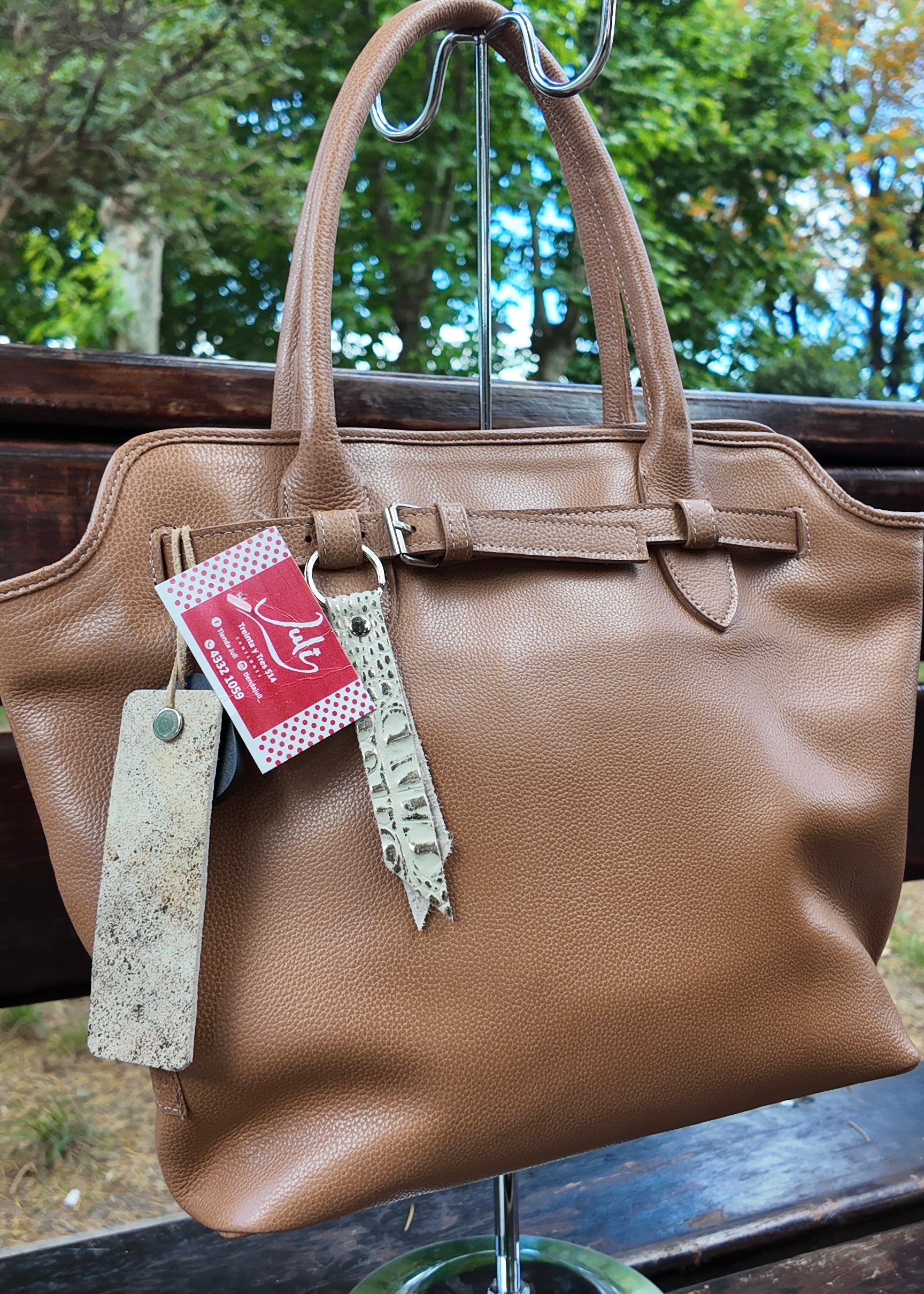 Cartera de cuero Laira