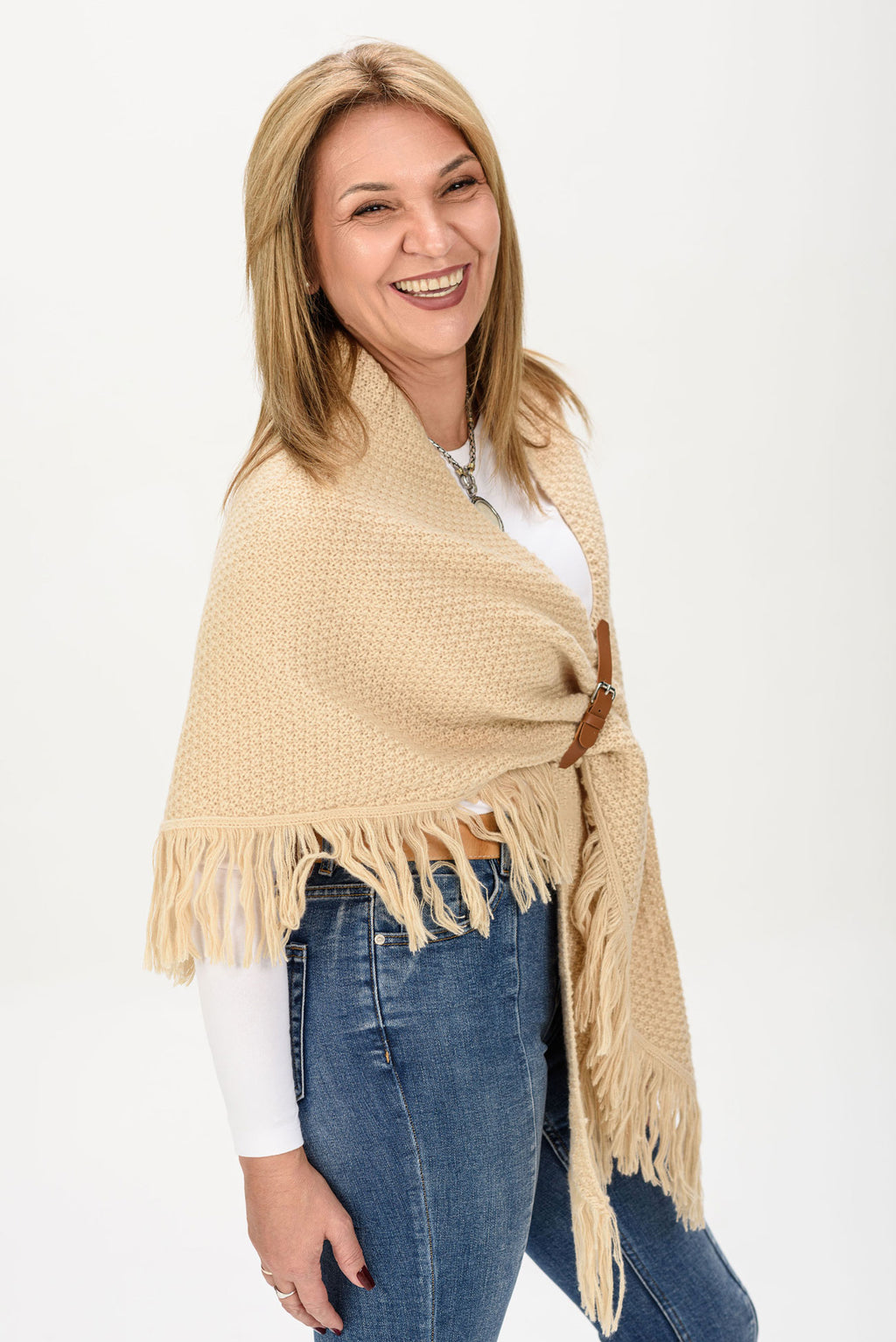 Poncho Julia