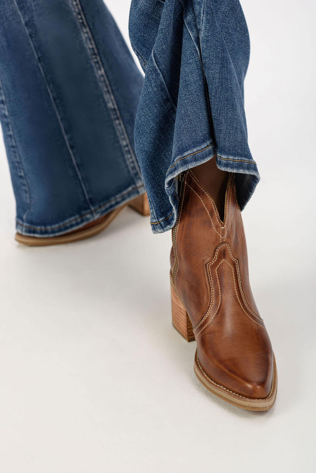 Bota de cuero 607